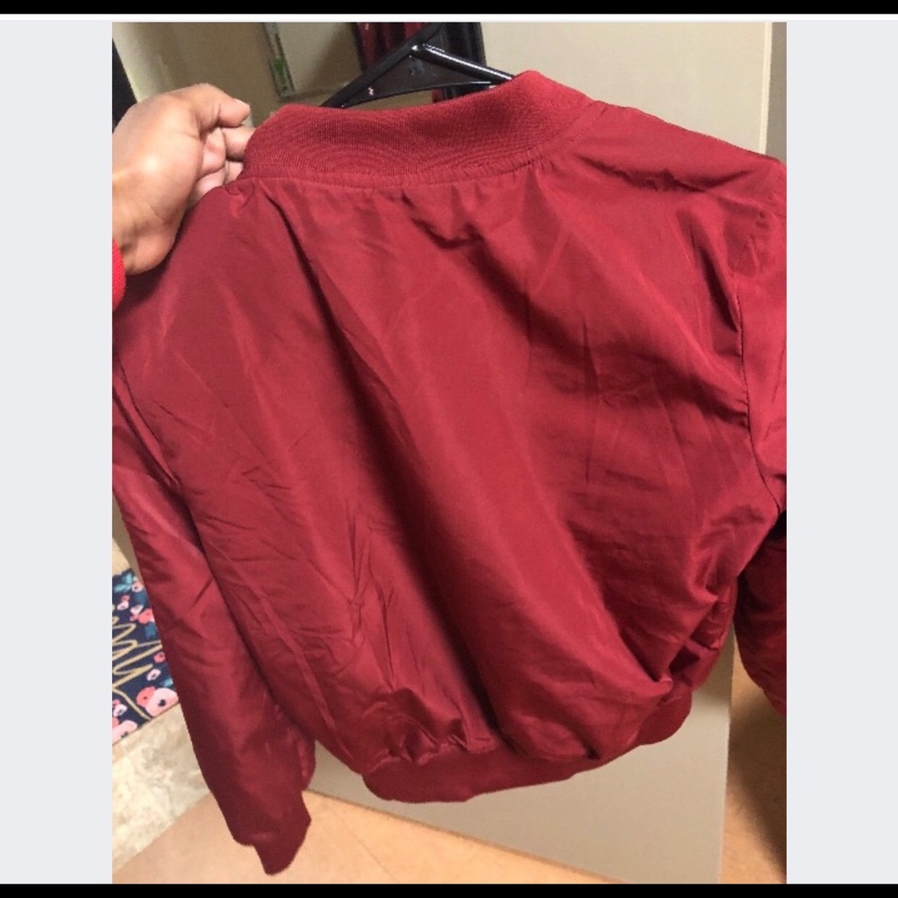 Red bomber jacket - Picture 2 of 2